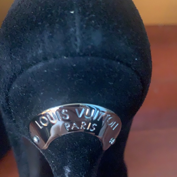 Louis Vuitton heels - Picture 2 of 6